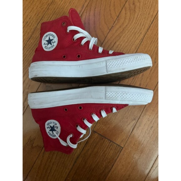 Converse Chuck Taylor II high tops, red, size 6. - Picture 7 of 9
